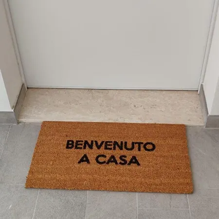 Casa Via Marconi * 아세미니